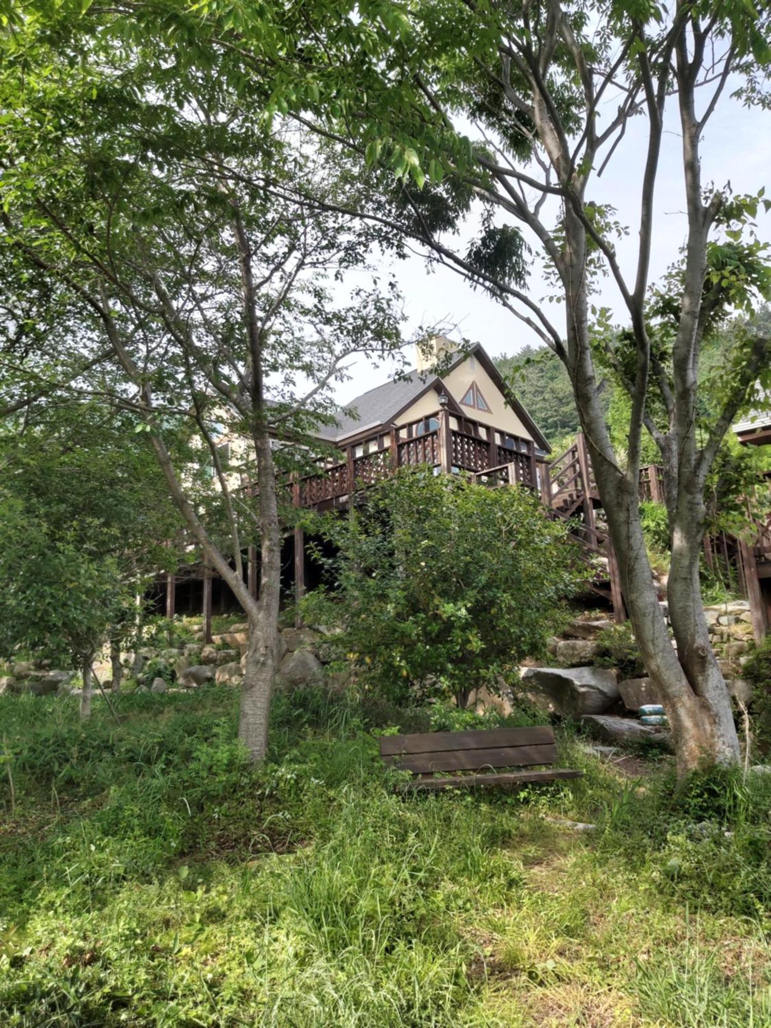 Hotel White House Namhae Exterior foto